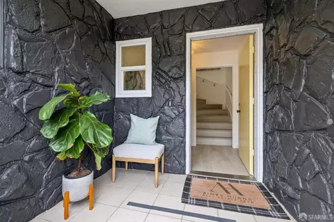 Entry Way - 15 Harold Ave, San Francisco, CA 94112 photo 1 of 4