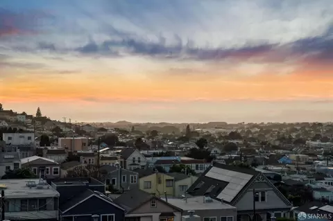 View/Area - 15 Harold Ave, San Francisco, CA 94112 photo 1 of 10