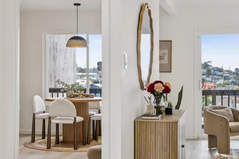 Entry Way - 15 Harold Ave, San Francisco, CA 94112 photo 3 of 4