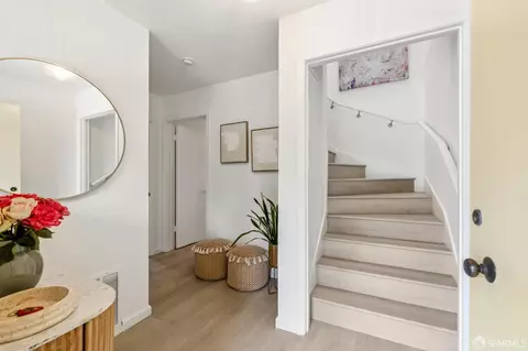 Entry Way - 15 Harold Ave, San Francisco, CA 94112 photo 2 of 4