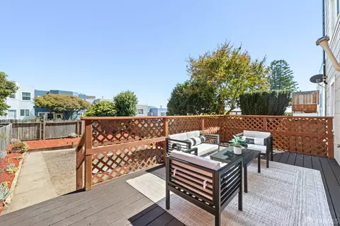 Exterior - 524 39th Ave, San Francisco, CA 94121 photo 2 of 3