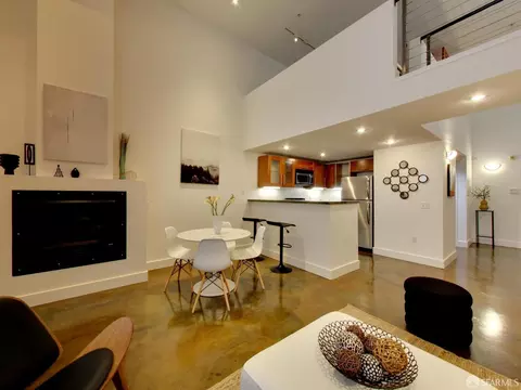 200 Townsend St #13, San Francisco, CA 94107