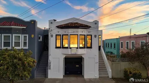 Exterior - 935 Rivera St, San Francisco, CA 94116 photo 4 of 11