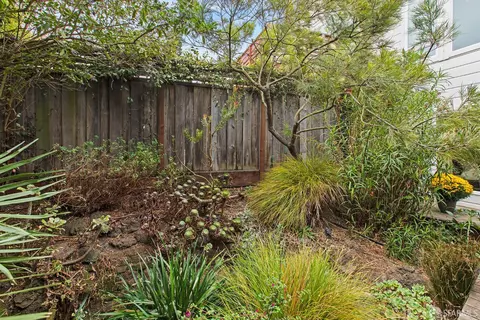 Exterior - 421 27th St, San Francisco, CA 94131 photo 9 of 14
