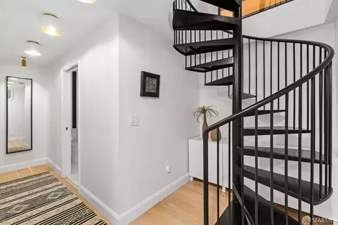 Entry Way - 421 27th St, San Francisco, CA 94131 photo 2 of 3