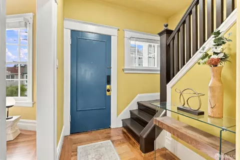 Entry Way - 522 35th Ave, San Francisco, CA 94121 photo 2 of 2