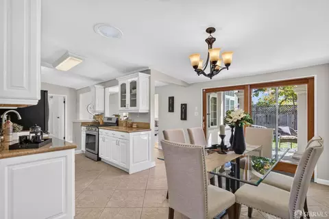 Dining - 574 Harrison Ave, Campbell, CA 95008 photo 1 of 2
