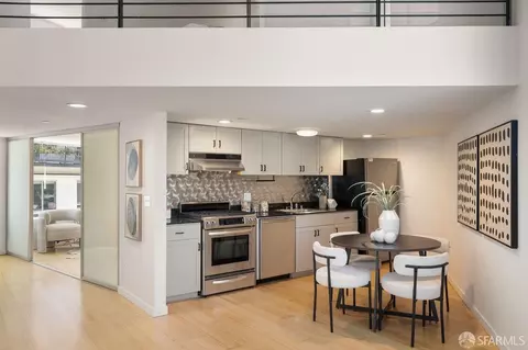 Kitchen - 88 Guy Pl #301, San Francisco, CA 94105 photo 1 of 3