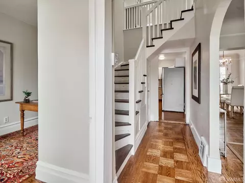 Entry Way - 559 Edinburgh St, San Francisco, CA 94112 photo 1 of 2