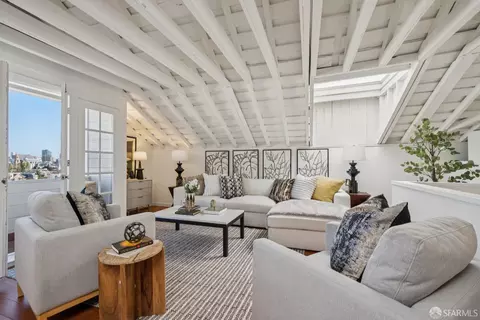 Living - 3816 19th St, San Francisco, CA 94114 photo 6 of 8