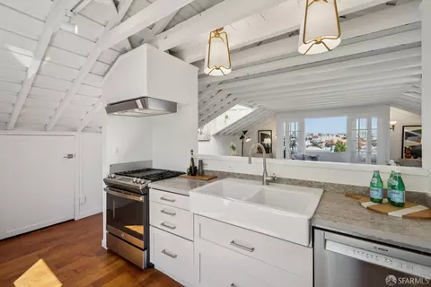 Kitchen - 3816 19th St, San Francisco, CA 94114 photo 12 of 14