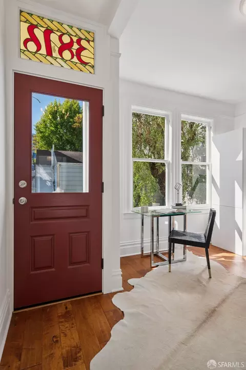 Entry Way - 3816 19th St, San Francisco, CA 94114 photo 5 of 11