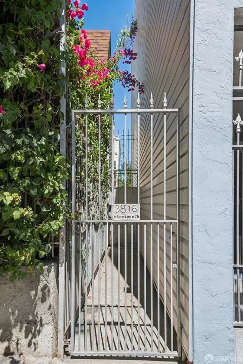 Exterior - 3816 19th St, San Francisco, CA 94114 photo 1 of 8