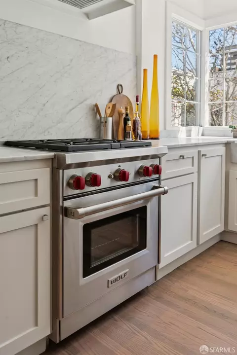 Kitchen - 3816 19th St, San Francisco, CA 94114 photo 2 of 14