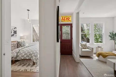 Entry Way - 3816 19th St, San Francisco, CA 94114 photo 3 of 11
