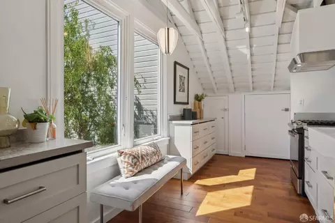 Entry Way - 3816 19th St, San Francisco, CA 94114 photo 11 of 11