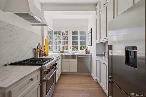 Kitchen - 3816 19th St, San Francisco, CA 94114 photo 7 of 14
