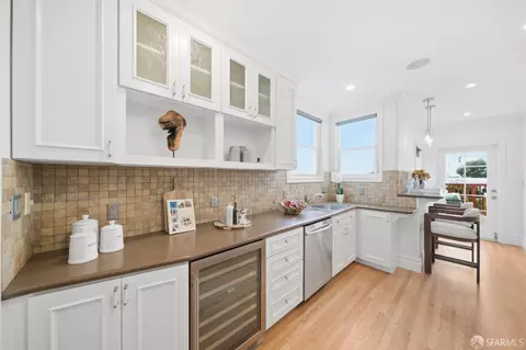Kitchen - 2439 28th Ave, San Francisco, CA 94116 photo 2 of 6
