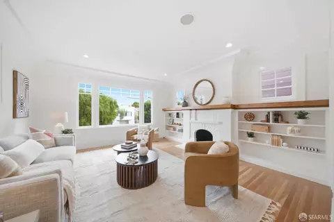 Living - 2439 28th Ave, San Francisco, CA 94116 photo 2 of 5