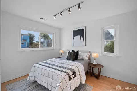 Bedroom - 5 Richards Cir, San Francisco, CA 94124 photo 1 of 7