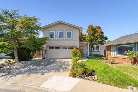 913 Laguna Cir, Foster City, CA 94404