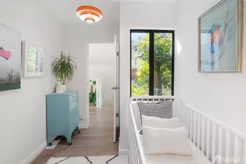 Entry Way - 775 Congo St, San Francisco, CA 94131 photo 4 of 4