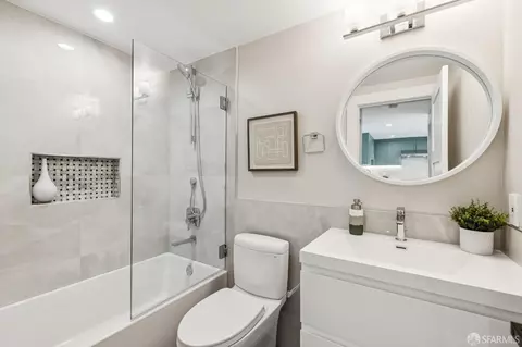 Bath - 444 4th Ave, San Francisco, CA 94118 photo 5 of 6