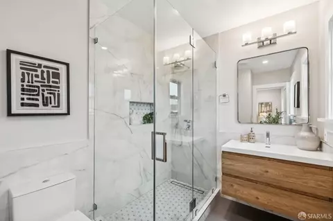 Bath - 444 4th Ave, San Francisco, CA 94118 photo 2 of 6