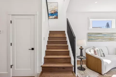 Entry Way - 1415 Oxford St, Berkeley, CA 94709 photo 2 of 3