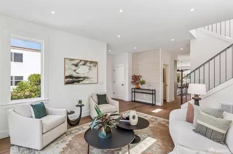 Living - 1415 Oxford St, Berkeley, CA 94709 photo 3 of 5