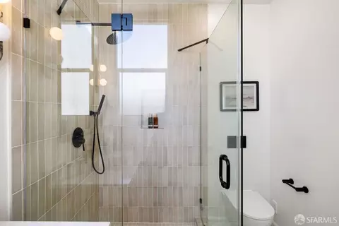 Bath - 647 24th Ave, San Francisco, CA 94121 photo 10 of 13
