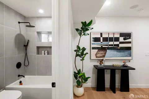 Entry Way - 647 24th Ave, San Francisco, CA 94121 photo 12 of 12