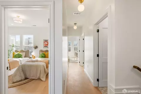 Entry Way - 647 24th Ave, San Francisco, CA 94121 photo 9 of 12
