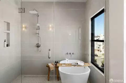 Bath - 647 24th Ave, San Francisco, CA 94121 photo 7 of 13