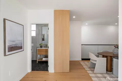 Entry Way - 647 24th Ave, San Francisco, CA 94121 photo 5 of 12