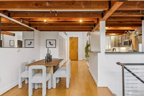 Dining - 2501 Harrison St #2, San Francisco, CA 94110 photo 6 of 7