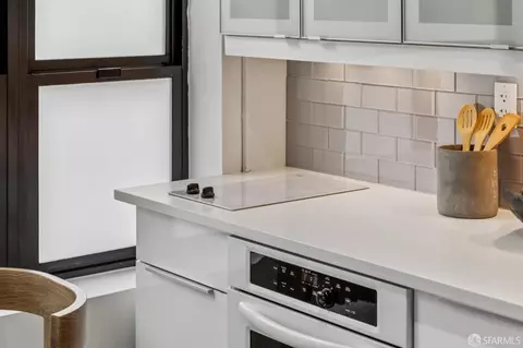 Kitchen - 2501 Harrison St #2, San Francisco, CA 94110 photo 11 of 11