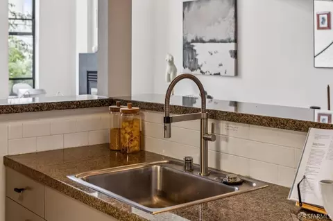 Kitchen - 2501 Harrison St #2, San Francisco, CA 94110 photo 6 of 11