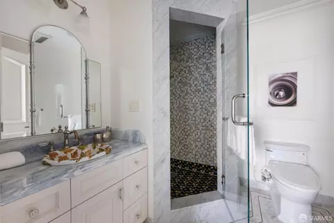 Bath - 459 32nd Ave, San Francisco, CA 94121 photo 4 of 5