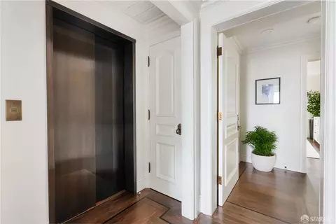 Entry Way - 459 32nd Ave, San Francisco, CA 94121 photo 4 of 8