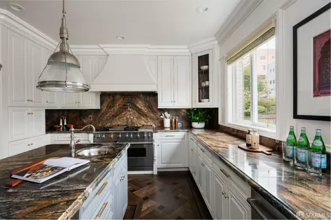 Kitchen - 459 32nd Ave, San Francisco, CA 94121 photo 2 of 2