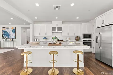 Kitchen - 5892 Beechwood Loop, Dublin, CA 94568 photo 4 of 4