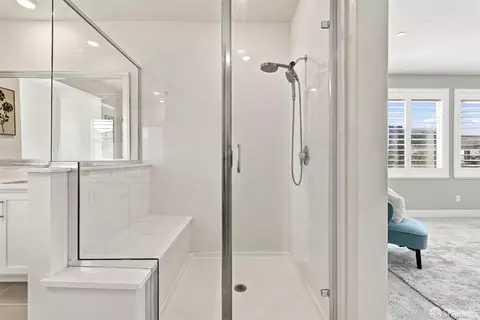 Bath - 5892 Beechwood Loop, Dublin, CA 94568 photo 6 of 12