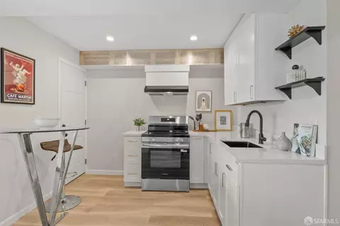 Kitchen - 90 Peralta Ave, San Francisco, CA 94110 photo 4 of 6