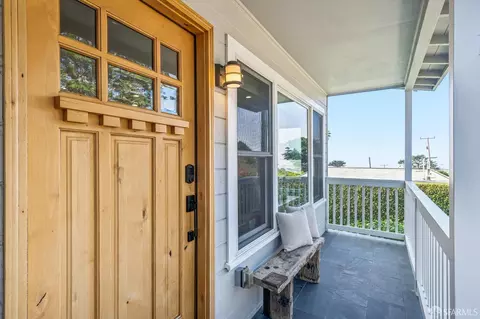 Exterior - 646 Brighton Rd, Pacifica, CA 94044 photo 4 of 12