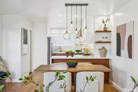 Dining - 646 Brighton Rd, Pacifica, CA 94044 photo 1 of 3