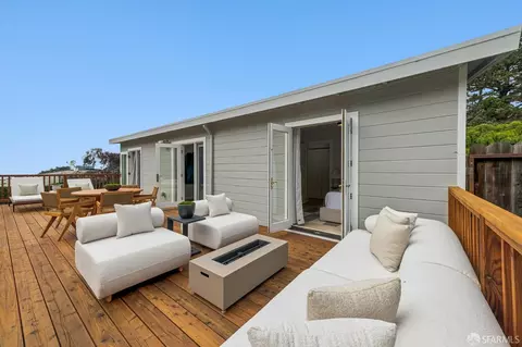 Exterior - 646 Brighton Rd, Pacifica, CA 94044 photo 8 of 12