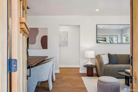 Entry Way - 646 Brighton Rd, Pacifica, CA 94044 photo 1 of 2