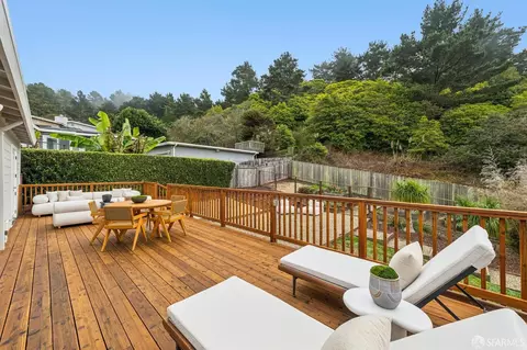 Exterior - 646 Brighton Rd, Pacifica, CA 94044 photo 7 of 12