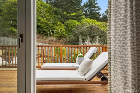 Exterior - 646 Brighton Rd, Pacifica, CA 94044 photo 5 of 12
